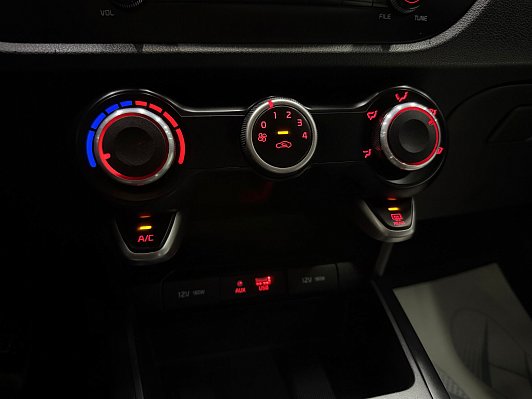 Kia Rio Comfort, 2018 года, пробег 76196 км