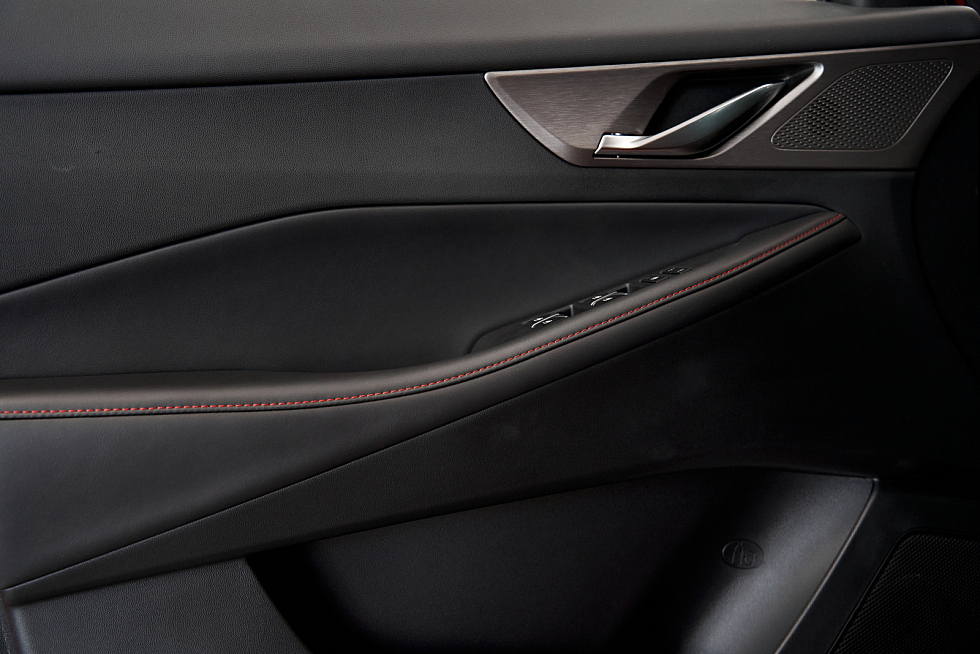 Changan CS35 Plus Комфорт, красный