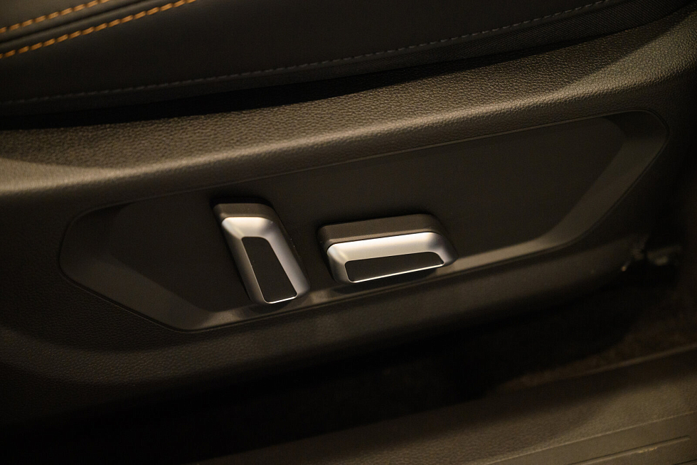 Haval Jolion Техно +, красный