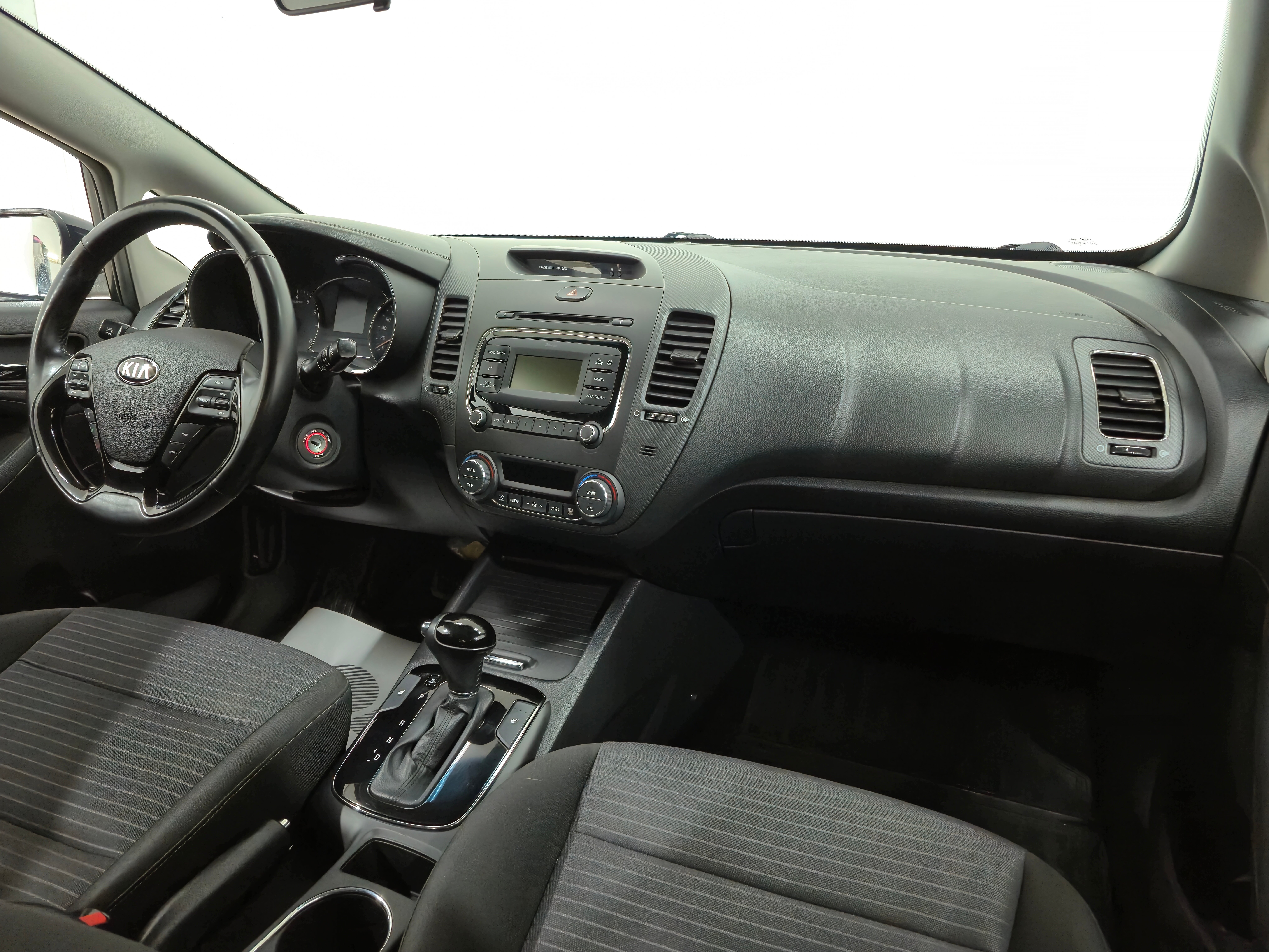 Kia Cerato Luxe, 2019 года, пробег 103369 км