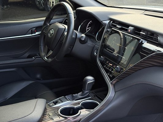 Toyota Camry Элеганс Safety, 2019 года, пробег 92410 км