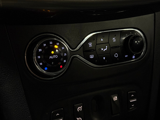 Renault Sandero, 2015 года, пробег 127000 км