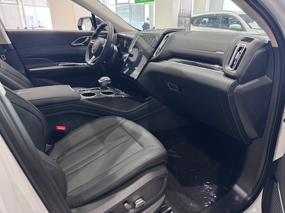 Hongqi HS3 Комфорт (Comfort), белый