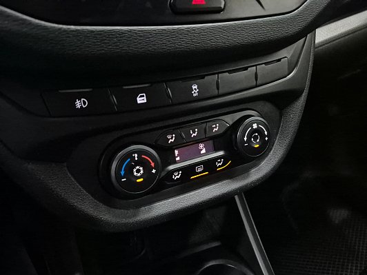 Lada (ВАЗ) Vesta Comfort, 2018 года, пробег 98081 км