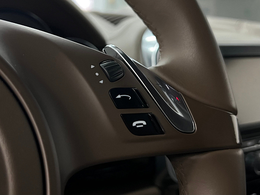 Porsche Cayenne, 2013 года, пробег 273288 км