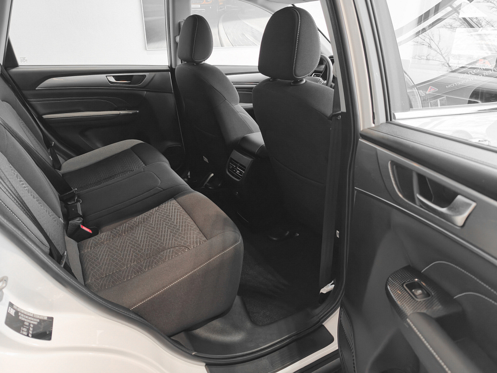 Haval M6 Оптимум, белый