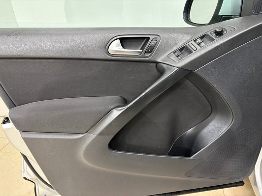 Volkswagen Tiguan CLUB, 2011 года, пробег 180774 км