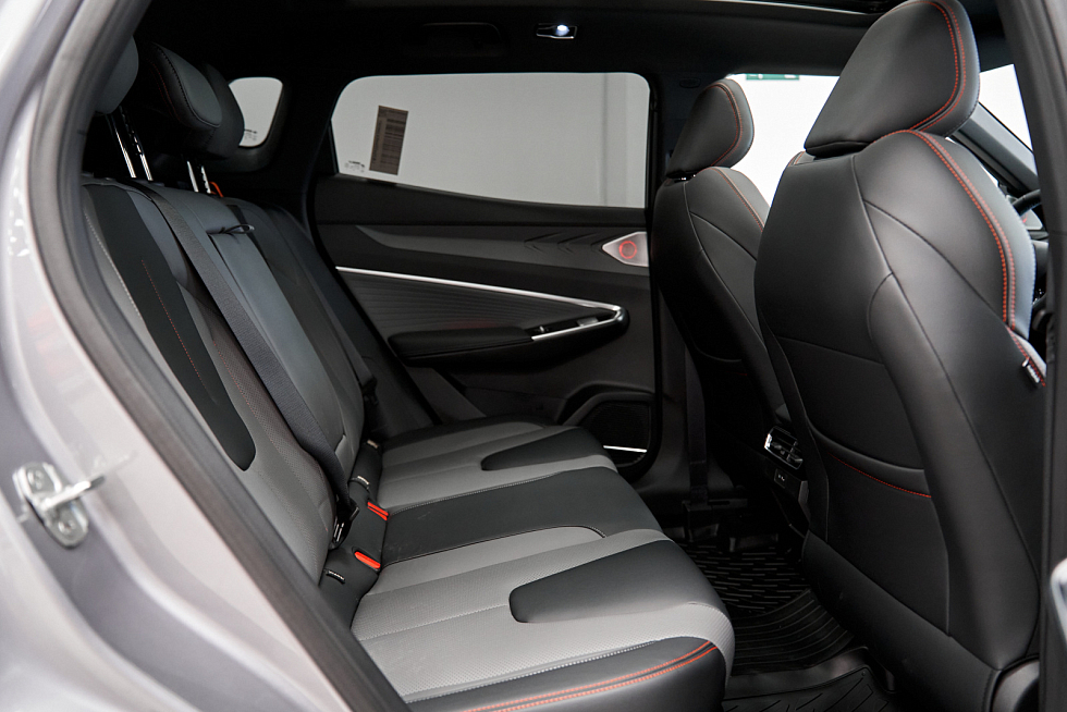 Geely Cityray Комфорт, серебряный