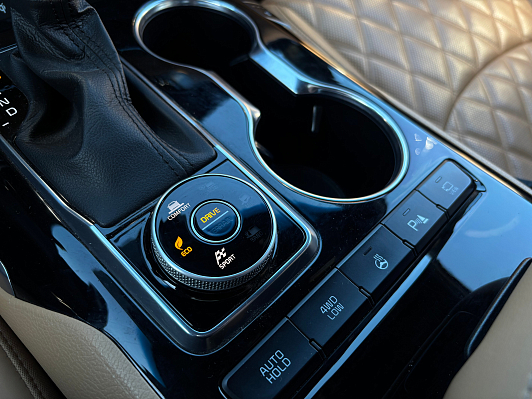 Kia Mohave Prestige, 2020 года, пробег 104709 км