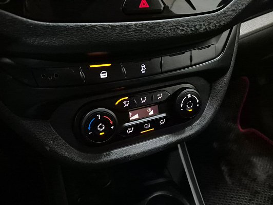 Lada (ВАЗ) Vesta Comfort, 2018 года, пробег 212953 км