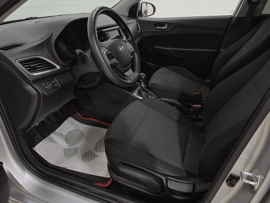 Hyundai Solaris Super Series II + 5” Audio, 2018 года, пробег 153379 км