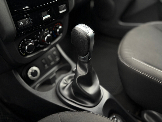 Renault Duster Dakar Edition, 2019 года, пробег 165814 км