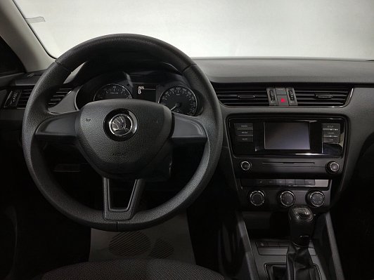 Skoda Octavia Ambition, 2016 года, пробег 107565 км
