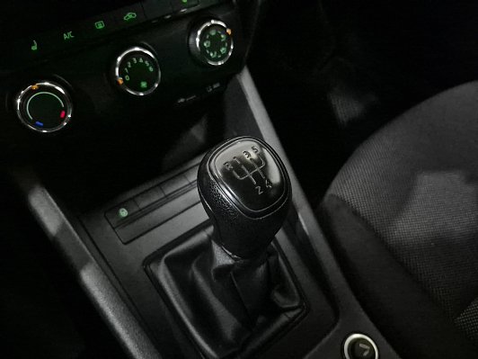 Skoda Octavia Ambition, 2016 года, пробег 107565 км