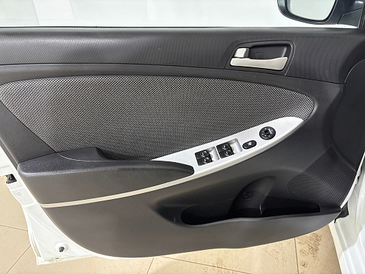 Hyundai Solaris Optima, 2013 года, пробег 217733 км