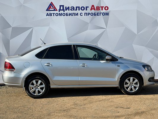 Volkswagen Polo Highline, 2013 года, пробег 242000 км