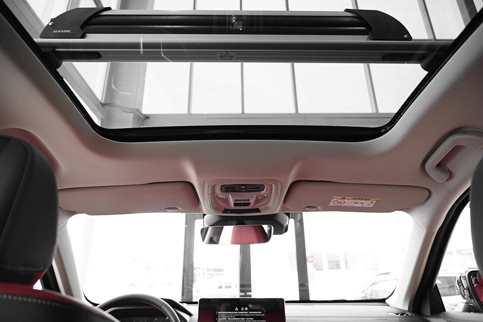 Haval Jolion Премиум, черный