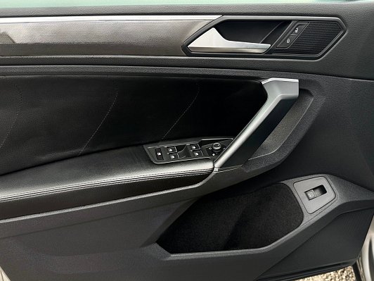 Volkswagen Tiguan, 2018 года, пробег 131067 км