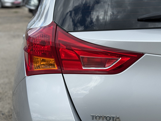 Toyota Auris, 2013 года, пробег 173600 км
