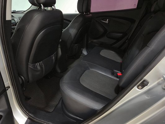 Hyundai ix35 Comfort + Navi, 2011 года, пробег 232262 км