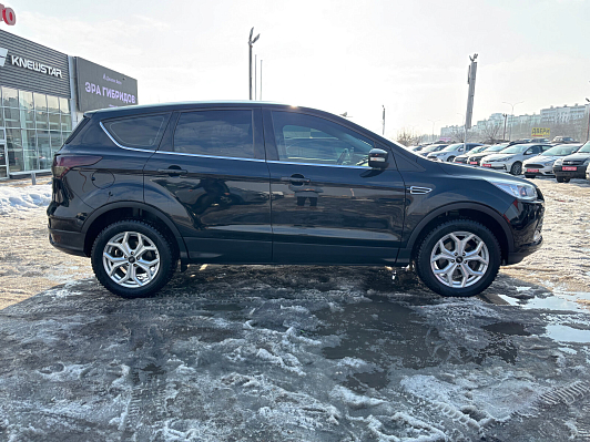 Ford Kuga Trend Plus, 2016 года, пробег 105000 км