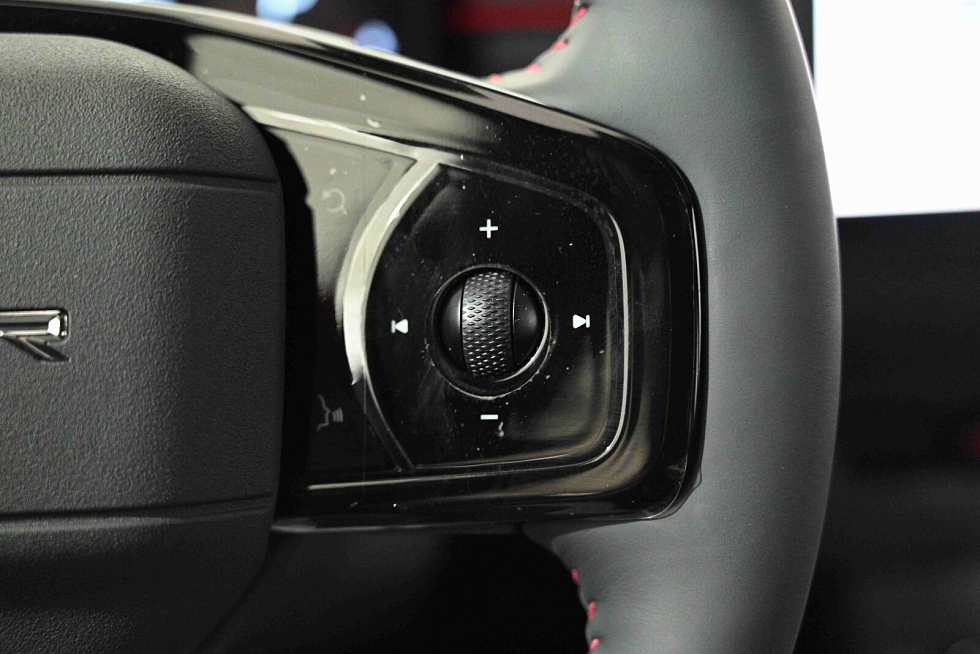 JETOUR DASHING Luxury, красный