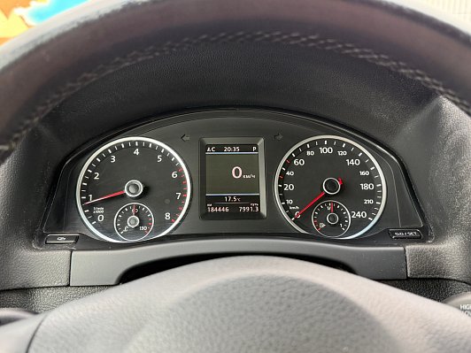 Volkswagen Tiguan Adventure, 2011 года, пробег 184000 км