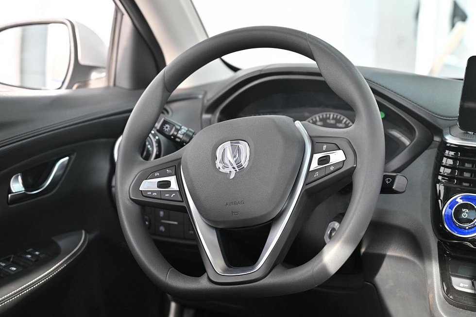 Changan Alsvin Техно, серебряный