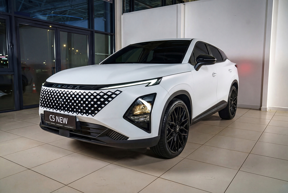 Omoda C5 Актив, белый