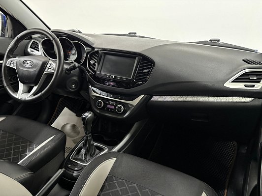 Lada (ВАЗ) Vesta, 2021 года, пробег 111115 км
