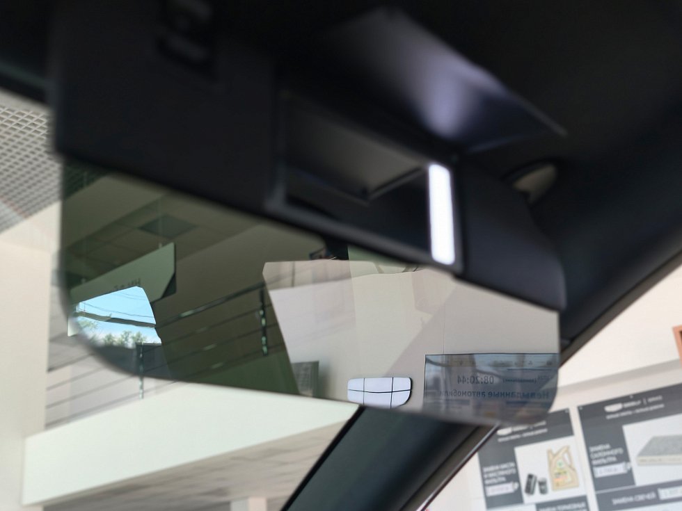 Geely Coolray Эксклюзив, серый