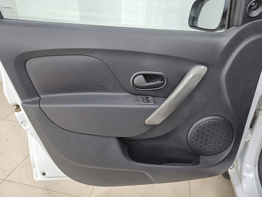 Renault Sandero Life, 2018 года, пробег 126166 км