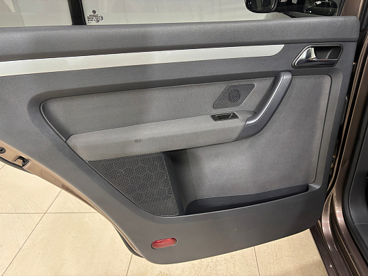 Volkswagen Touran Highline, 2014 года, пробег 187302 км