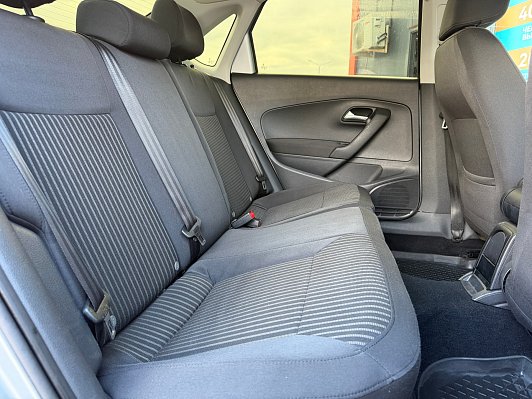 Volkswagen Polo Highline, 2013 года, пробег 242000 км