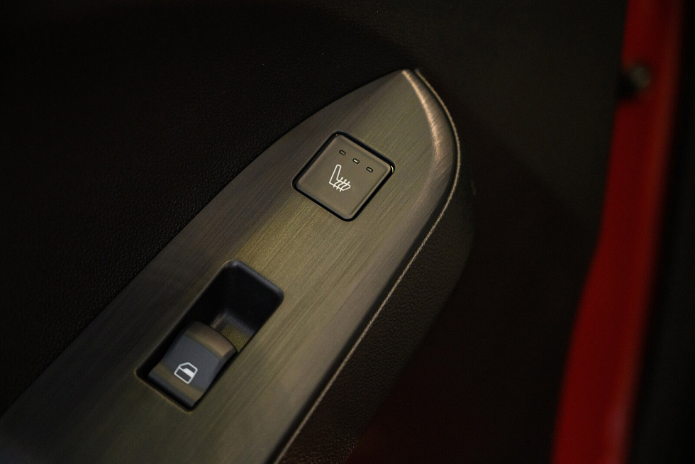 Haval Jolion Техно +, красный