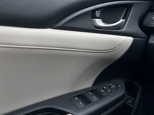 Honda Insight, 2018 года, пробег 83272 км