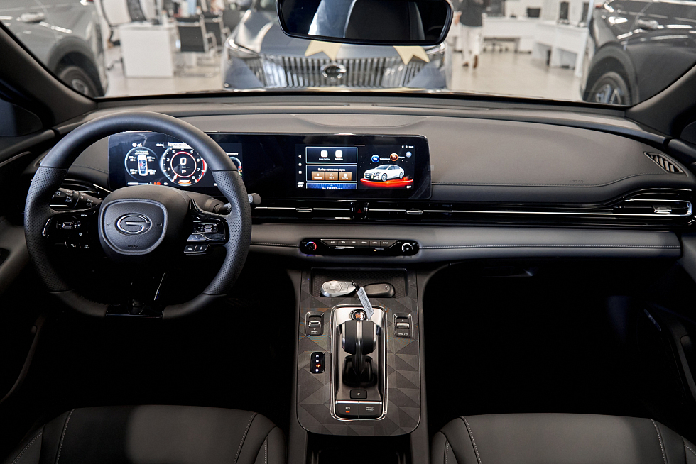 GAC Empow GL S-style, черный