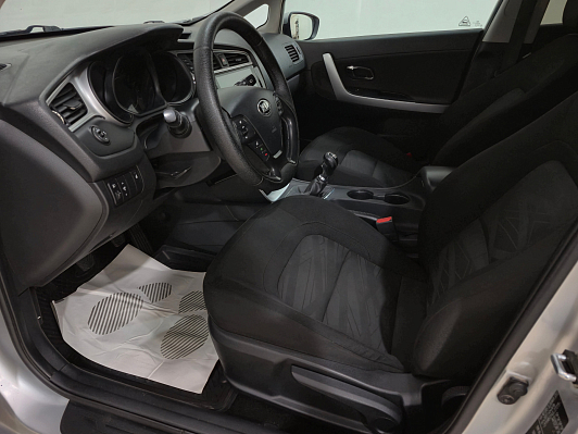 Kia Ceed Comfort, 2015 года, пробег 240460 км