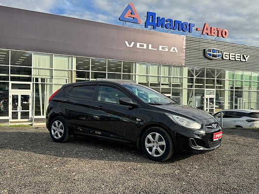 Hyundai Solaris Active, 2014 года, пробег 176578 км