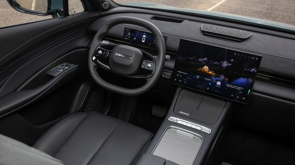 Omoda C7 , черный