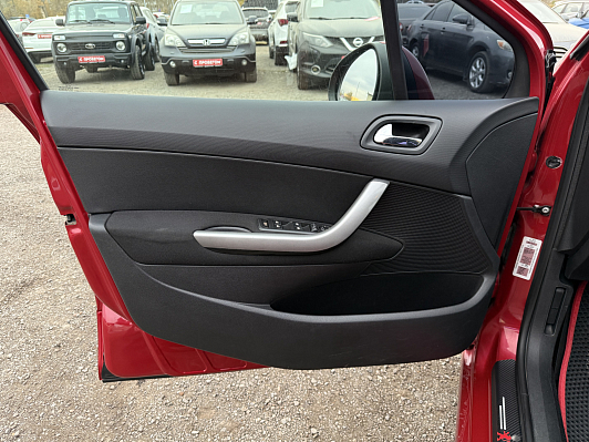 Peugeot 308, 2010 года, пробег 209980 км
