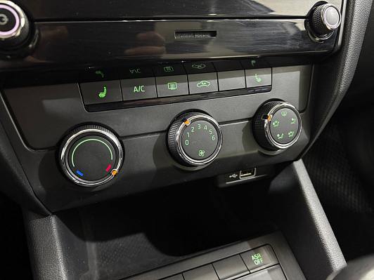 Skoda Octavia Active, 2019 года, пробег 143616 км