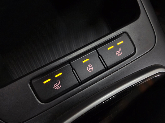 Kia Rio Luxe RED Line, 2019 года, пробег 74055 км