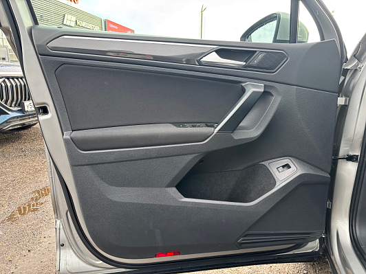 Volkswagen Tiguan CONNECT PLUS, 2019 года, пробег 130000 км
