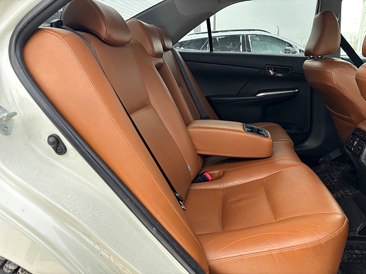Toyota Camry Exclusive, 2017 года, пробег 132134 км