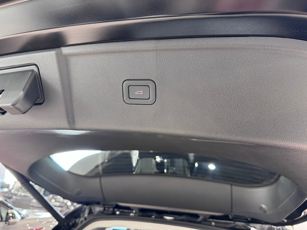 Hongqi HS5 Делюкс (Deluxe), черный