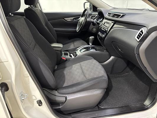 Nissan X-Trail SE, 2018 года, пробег 202095 км