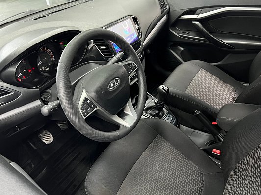 Lada (ВАЗ) Vesta Comfort, 2018 года, пробег 85000 км
