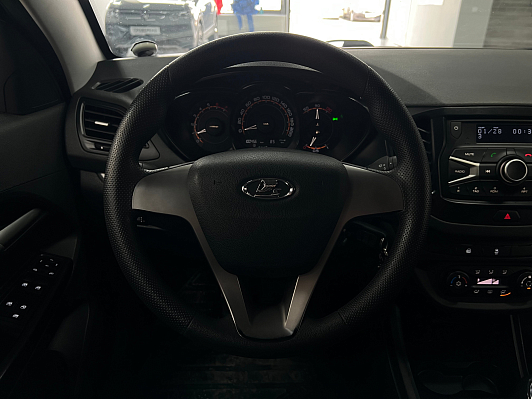 Lada (ВАЗ) Vesta Comfort, 2018 года, пробег 100000 км