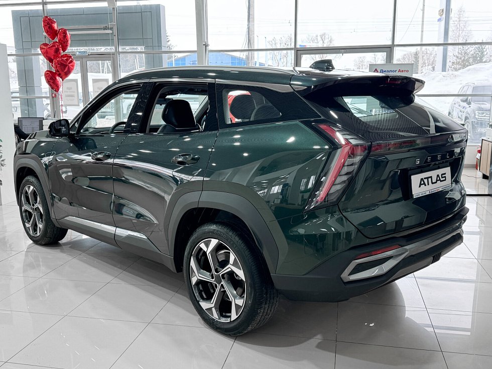 Geely Atlas Флагман, зеленый
